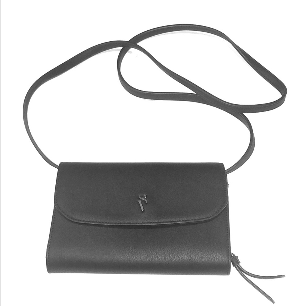 Vera Wang crossbody bag
